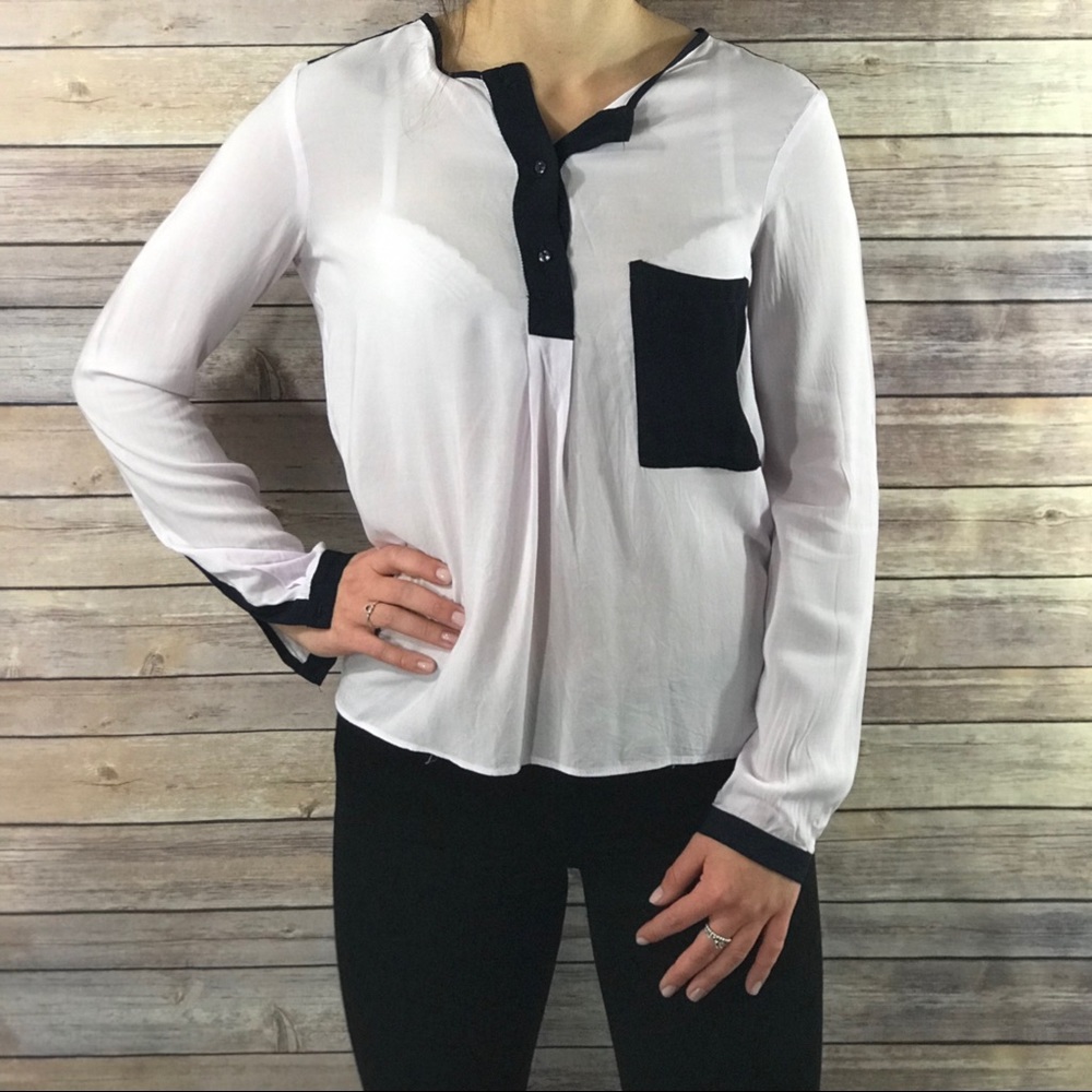 Zara Basic Long Sleeve Button Blouse Size Small